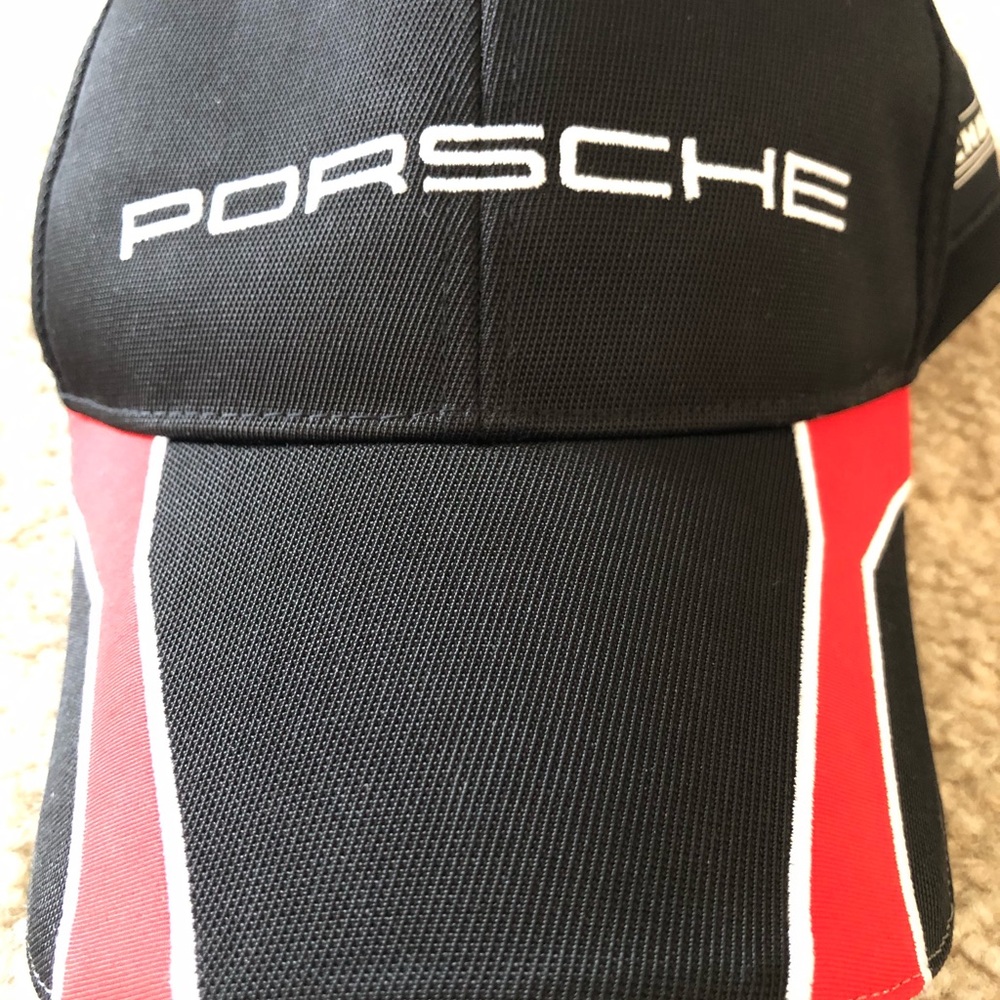 Men’s adjustable Puma hat